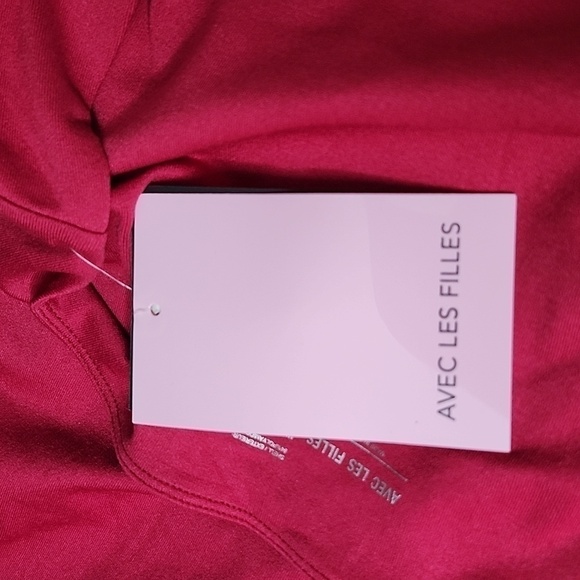 NWT AVEC LES FILLES Burgundy scoop neck 3/4 sleeve top - Picture 7 of 10